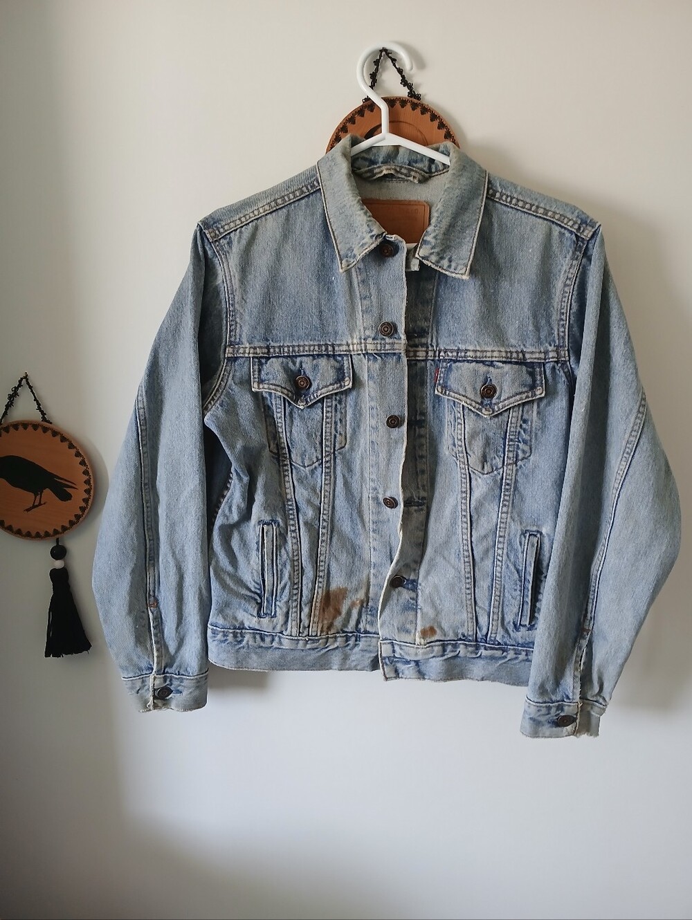 Vintage Levis Distressed Denim Trucker Jacket & Harley Davidson Sof Tail Patch
